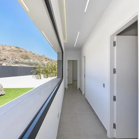 Villa Salobre Terraza Uno Luxury Retreat In Gran Canaria Private Outdoor Pool Bbq Facilities Shaded Outdoor Dining Area Salobre Golf