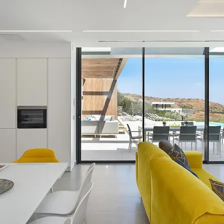 Villa Salobre Terraza Uno Luxury Retreat In Gran Canaria Private Outdoor Pool Bbq Facilities Shaded Outdoor Dining Area Salobre Golf